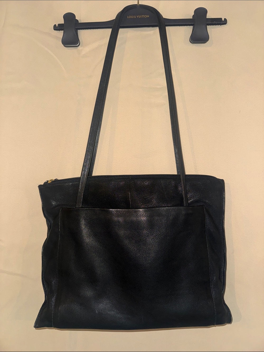 J P Ourse & Cie  Black Leather Shoulder Bag with Front Slip Pockets